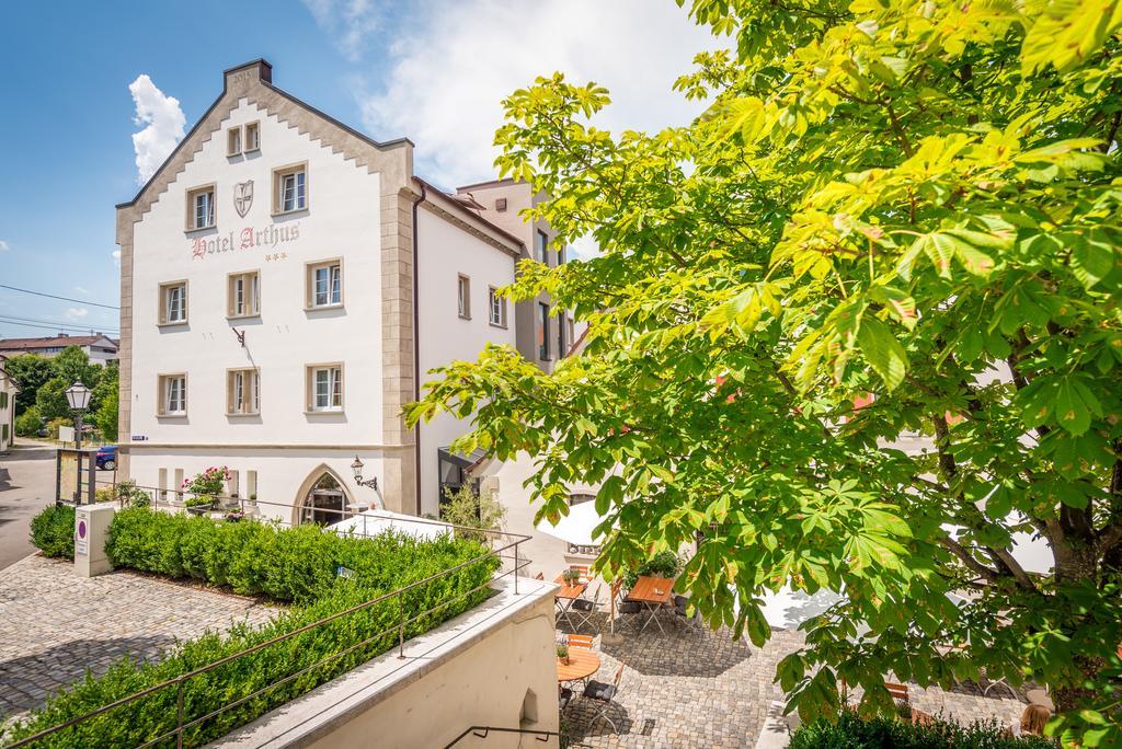 Hotel Arthus Aulendorf Exteriör bild